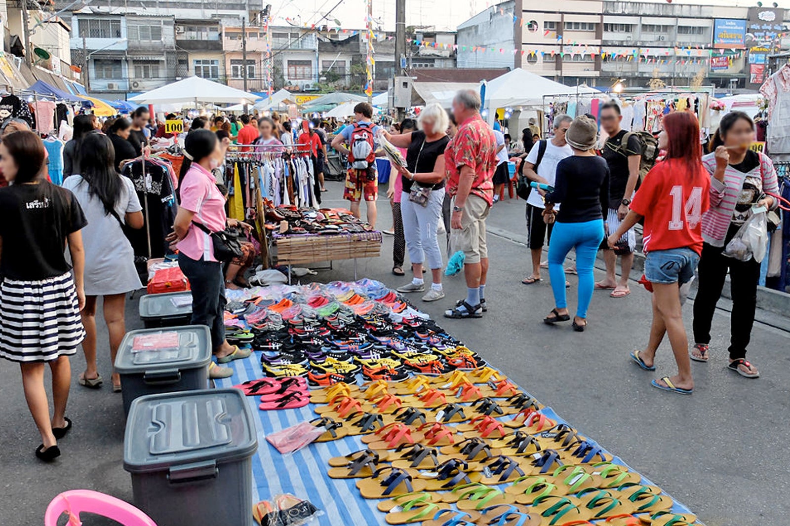 خیابان واکینگ شهر کرابی - Krabi Town Walking Street