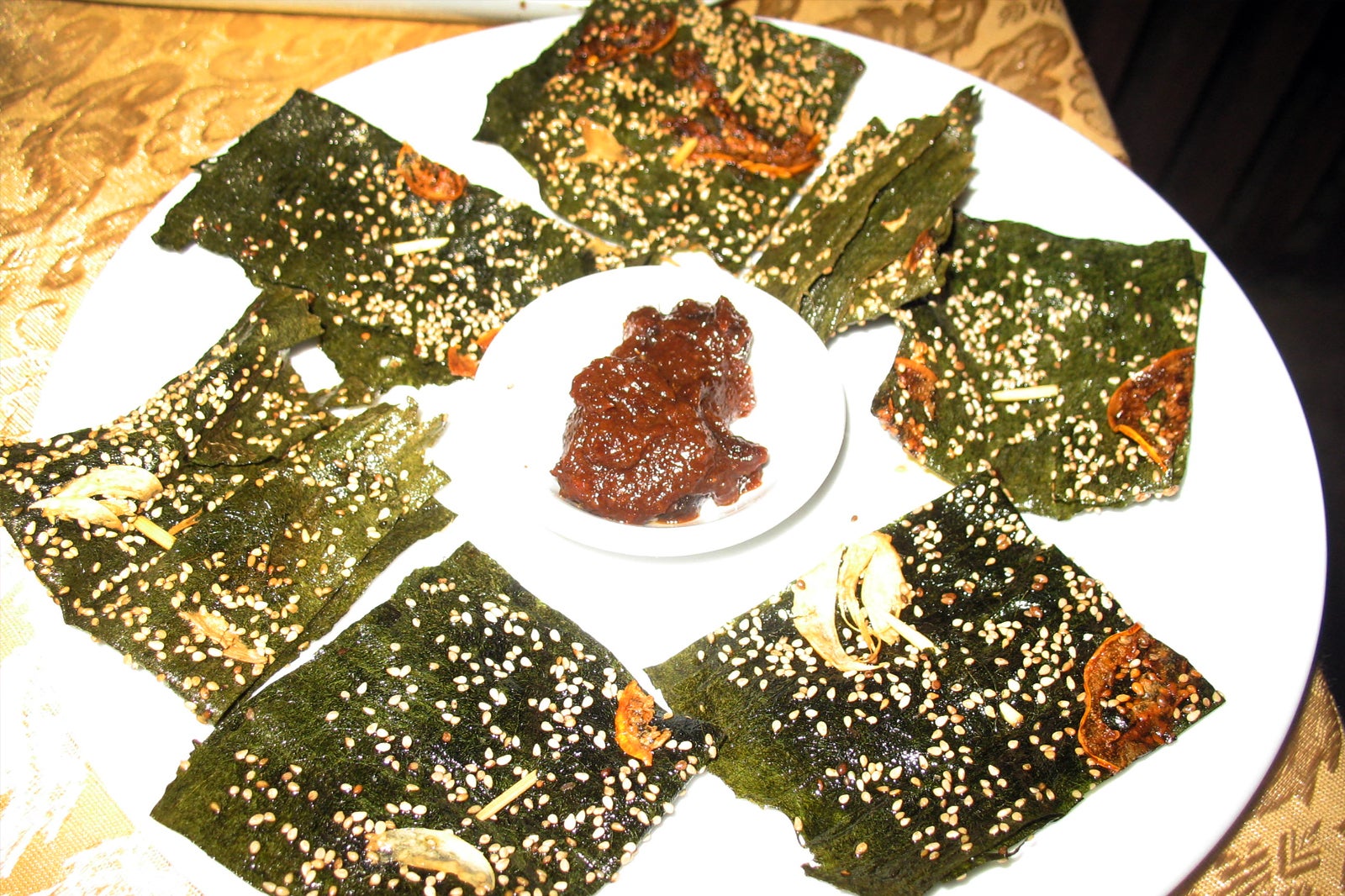 کایپن ( جلبک دریایی سرخ شده ) - Kaipen (Fried Seaweed)