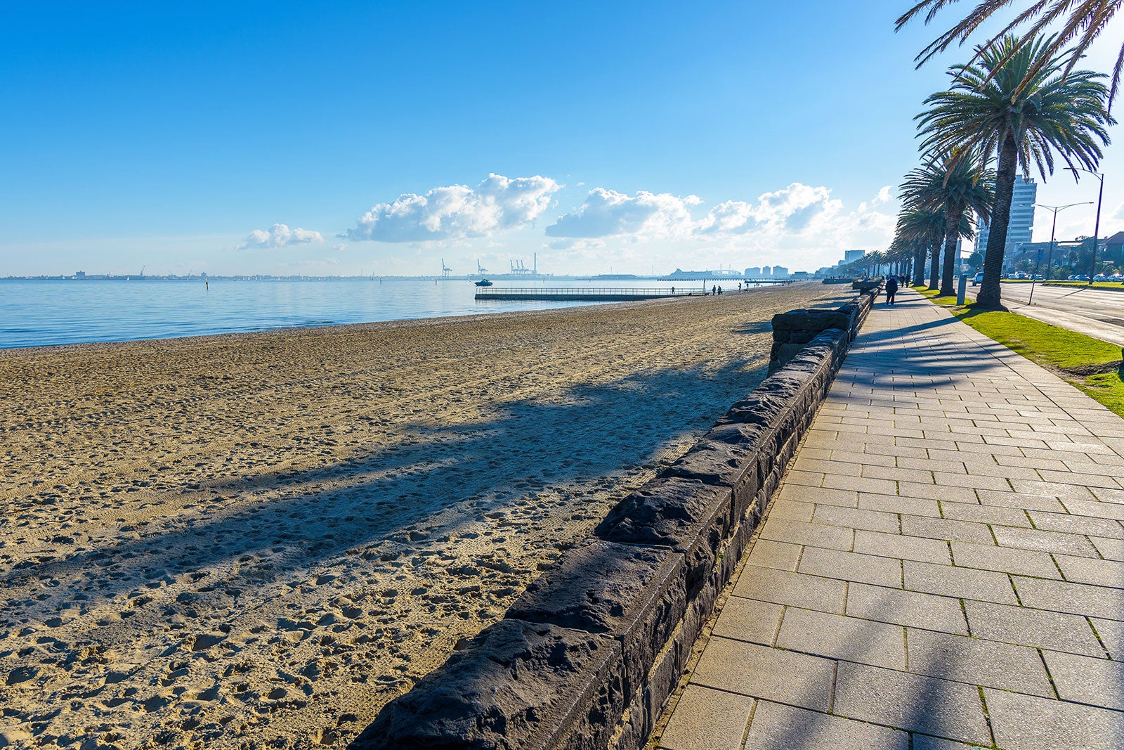 ساحل میدل پارک - Middle Park Beach