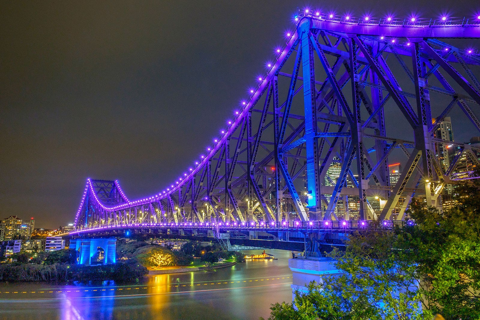 صعود به گرگ و میش پل داستان بریزبن - Brisbane Story Bridge Twilight Climb