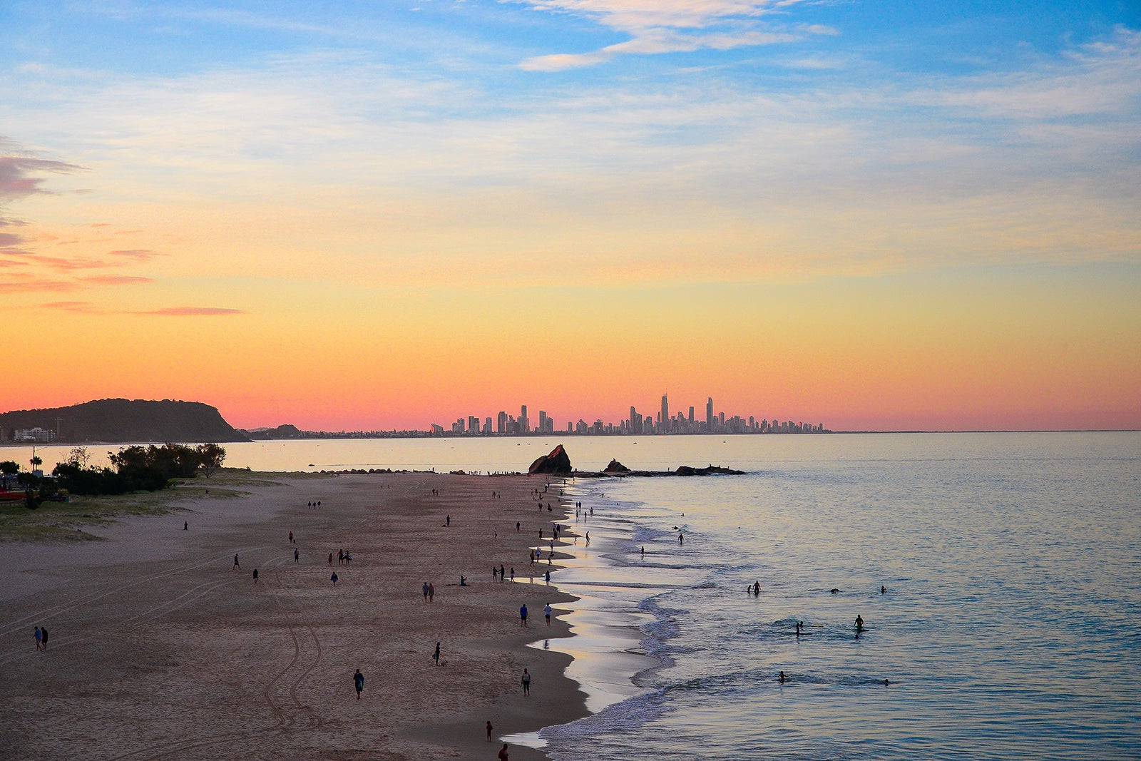 ساحل کورومبین - Currumbin Beach