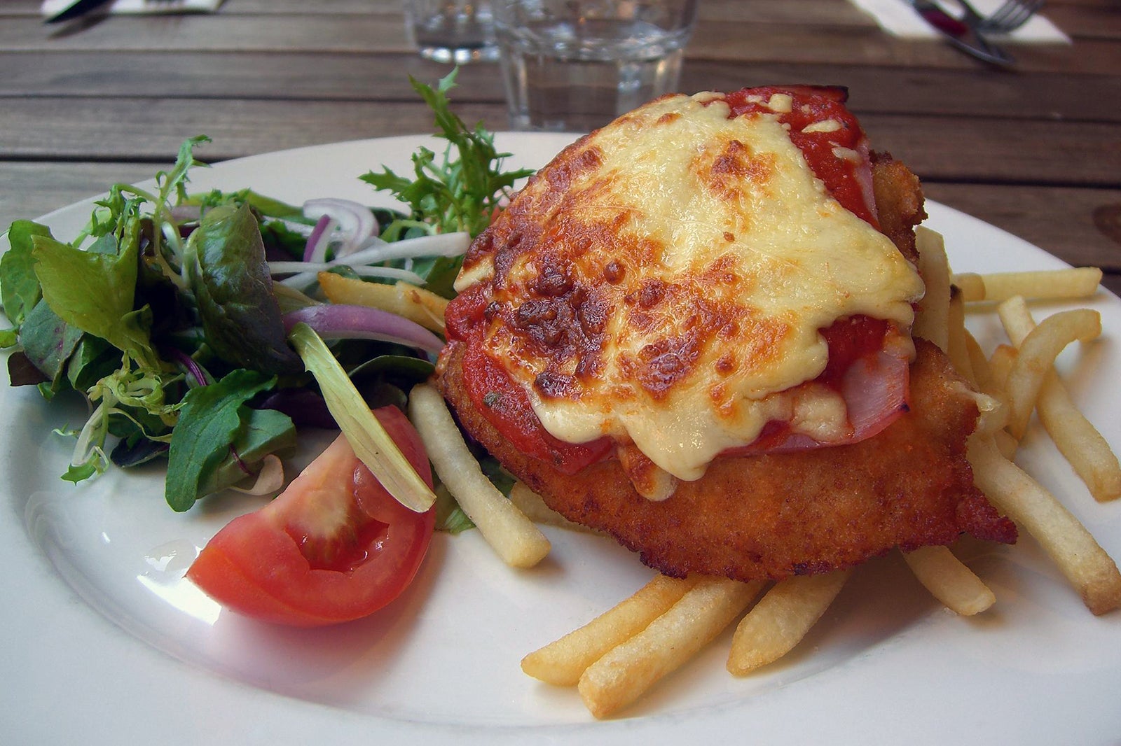 پارما مرغ - Chicken Parma