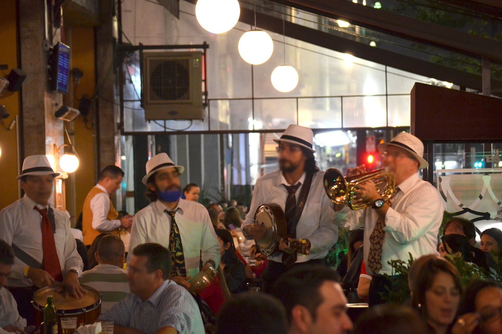 استادان سامبا در مرکز تاریخی - Samba maestros in the historical center