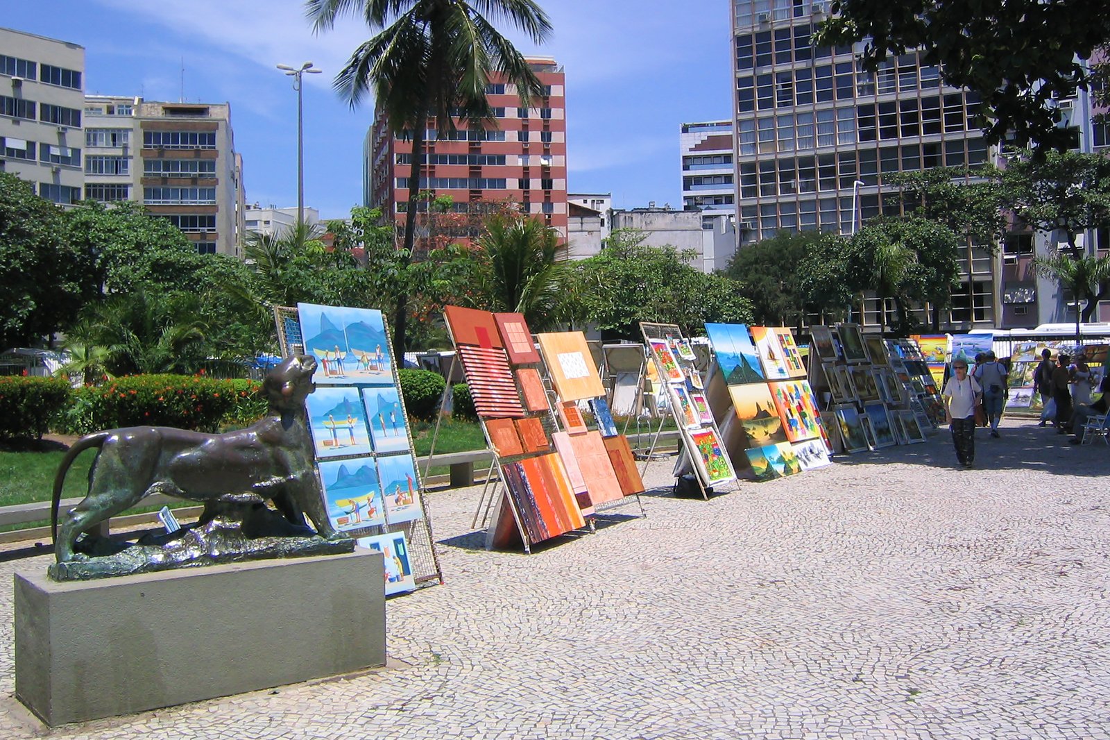 فیرا هیپی دی ایپانما - Feira Hippie de Ipanema