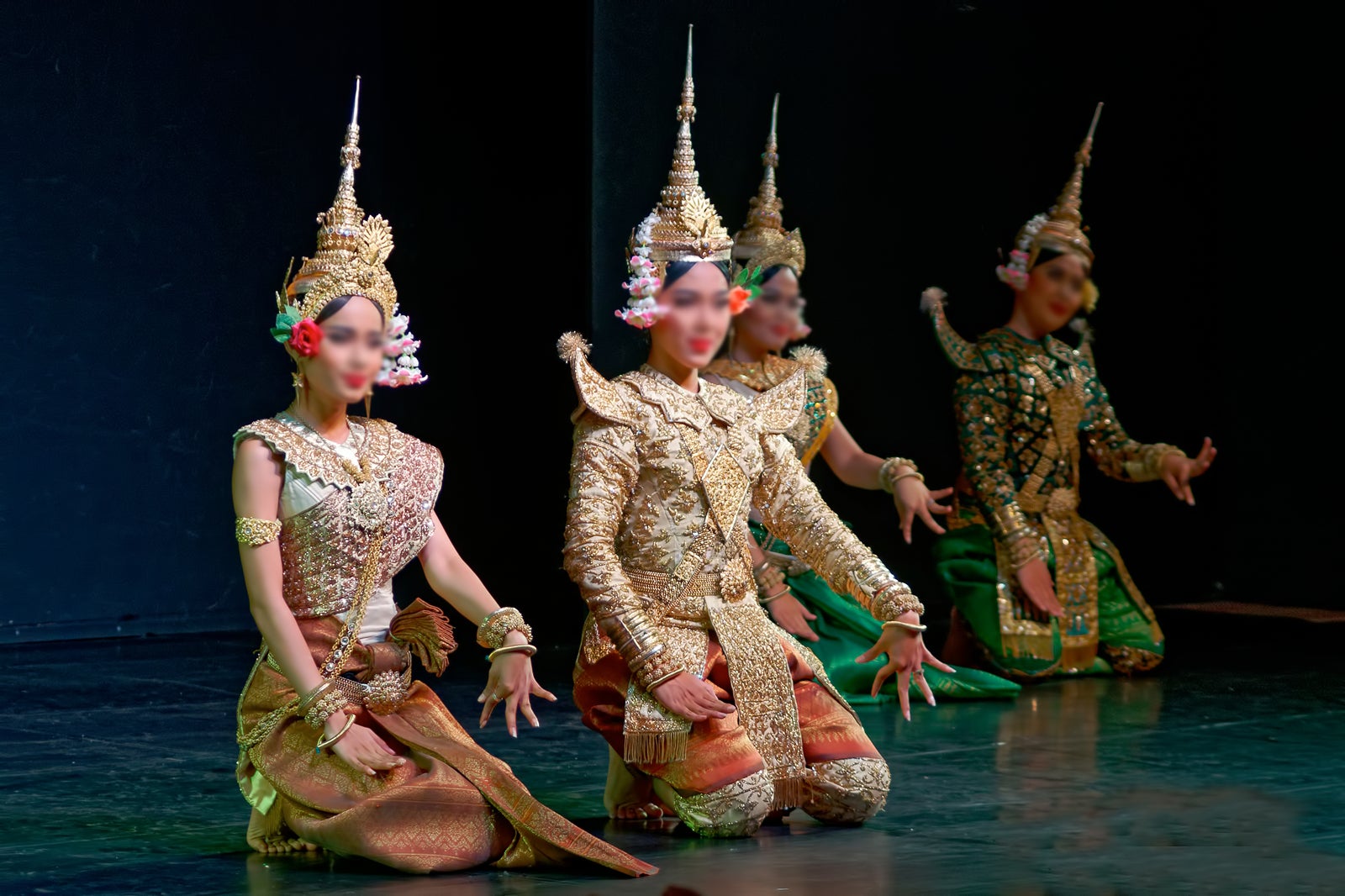 هنرهای زنده کامبوجی - آپسارا و رقص سنتی خمر - Cambodian Living Arts – Apsara and Traditional Khmer Dance