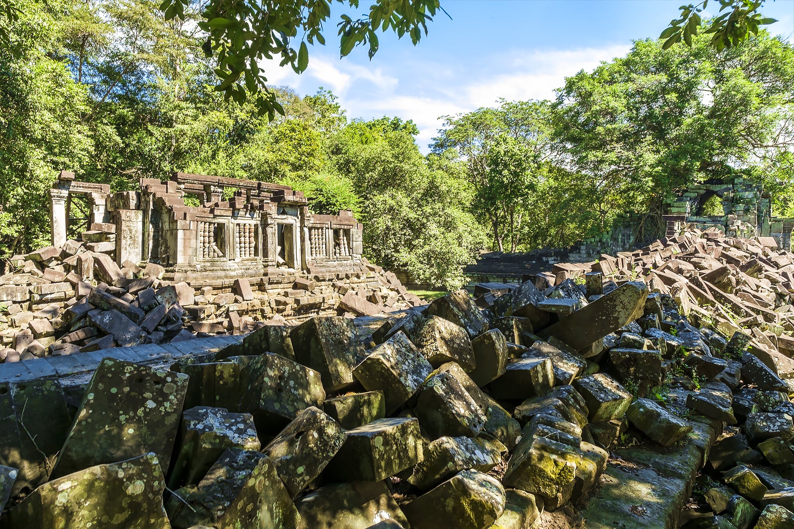 بنگ ملیا - Beng Mealea