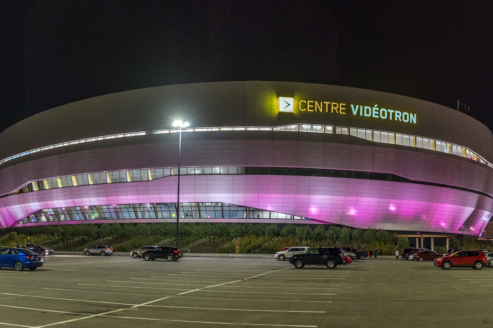 مرکز ویدئوترون - Centre Vidéotron