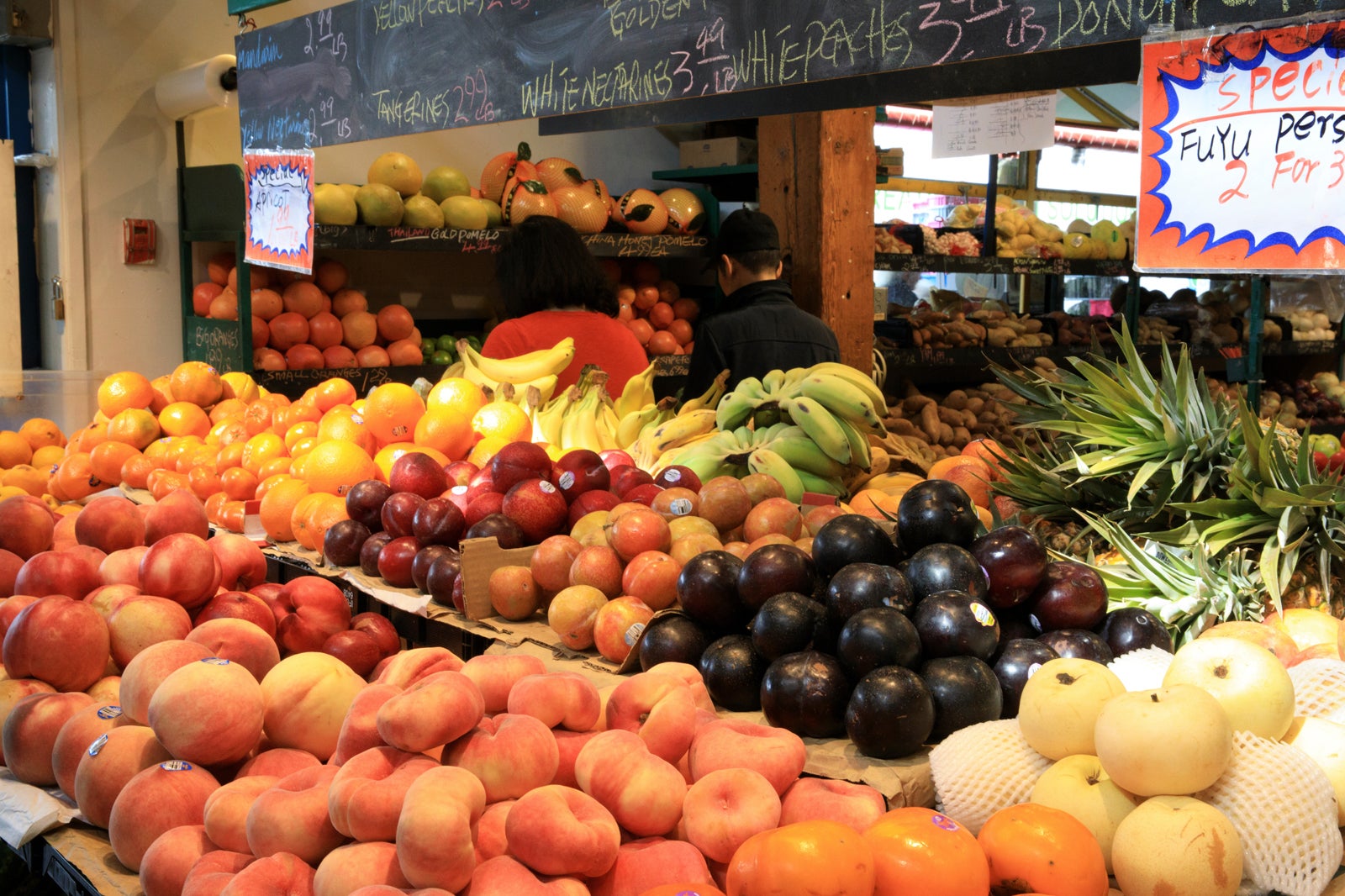 بازار عمومی جزیره گرانویل - Granville Island Public Market