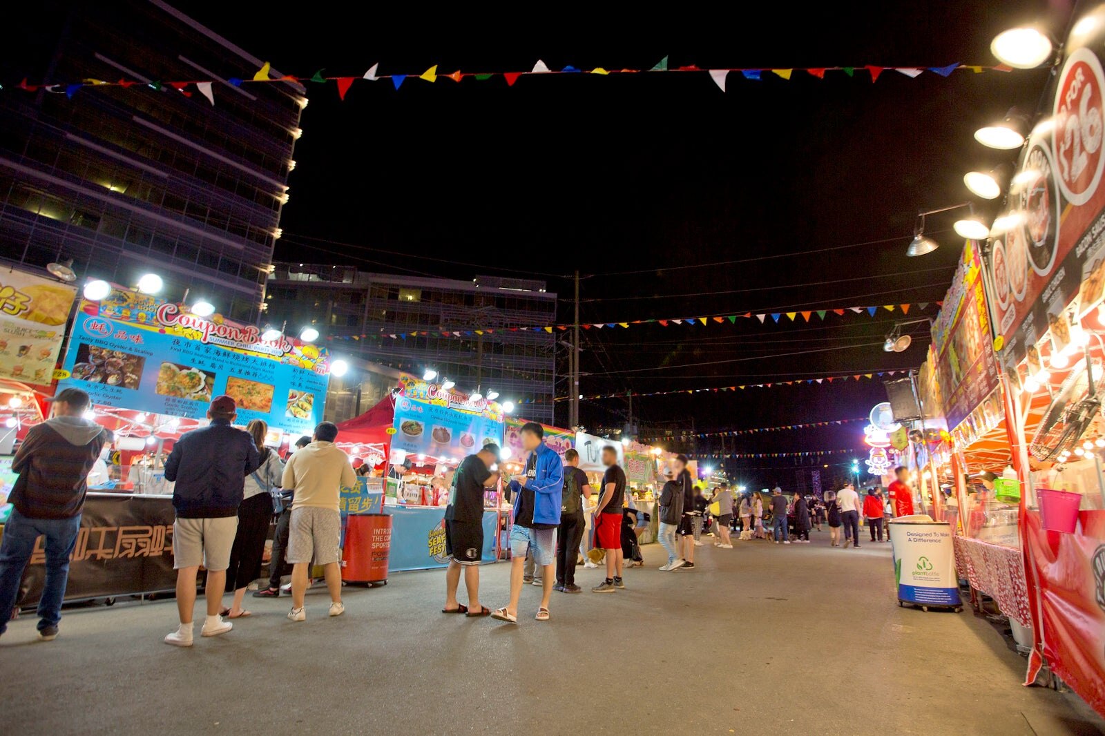 بازار شبانه ریچموند - Richmond Night Market