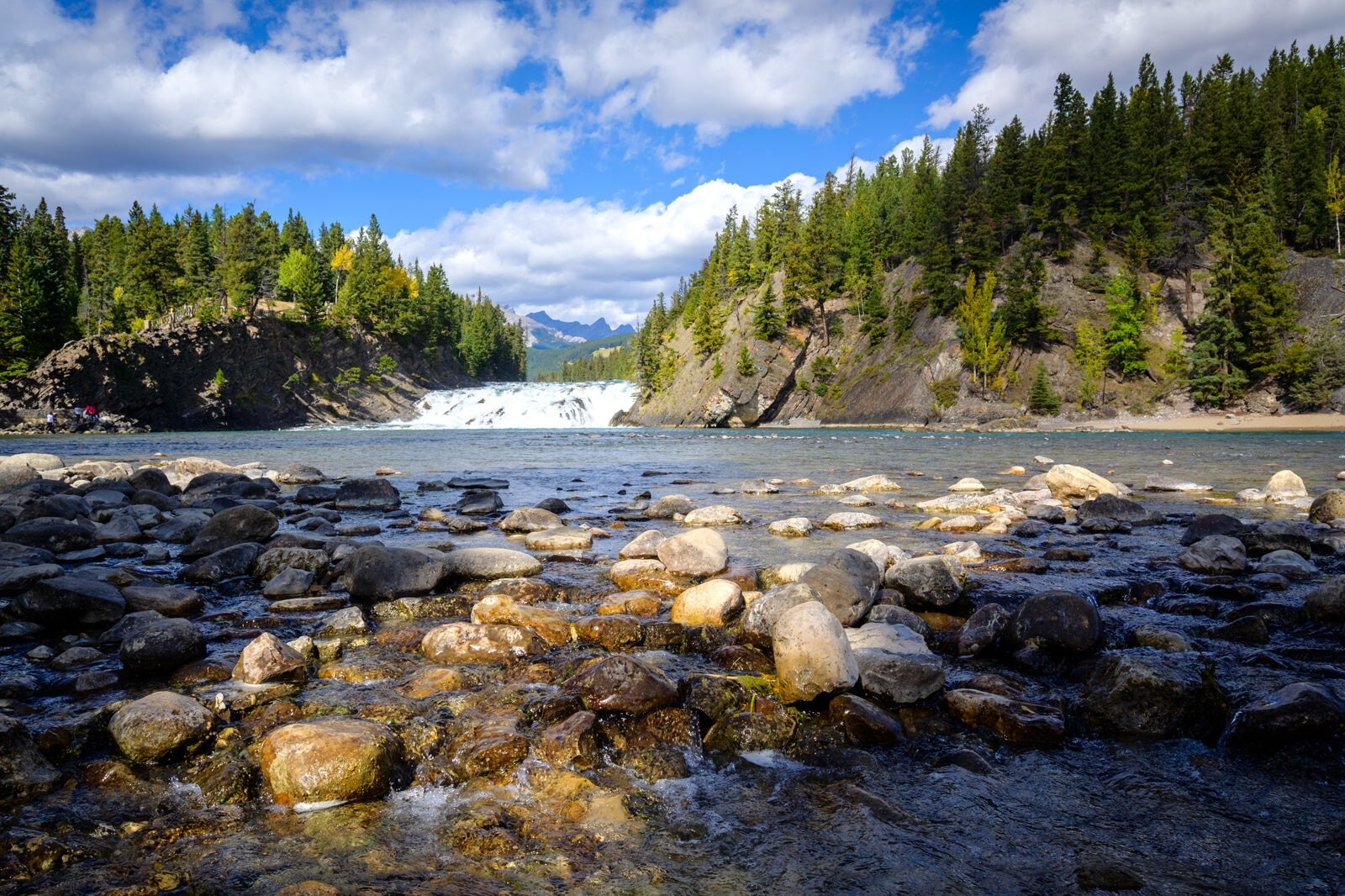 آبشار کمان - Bow Falls