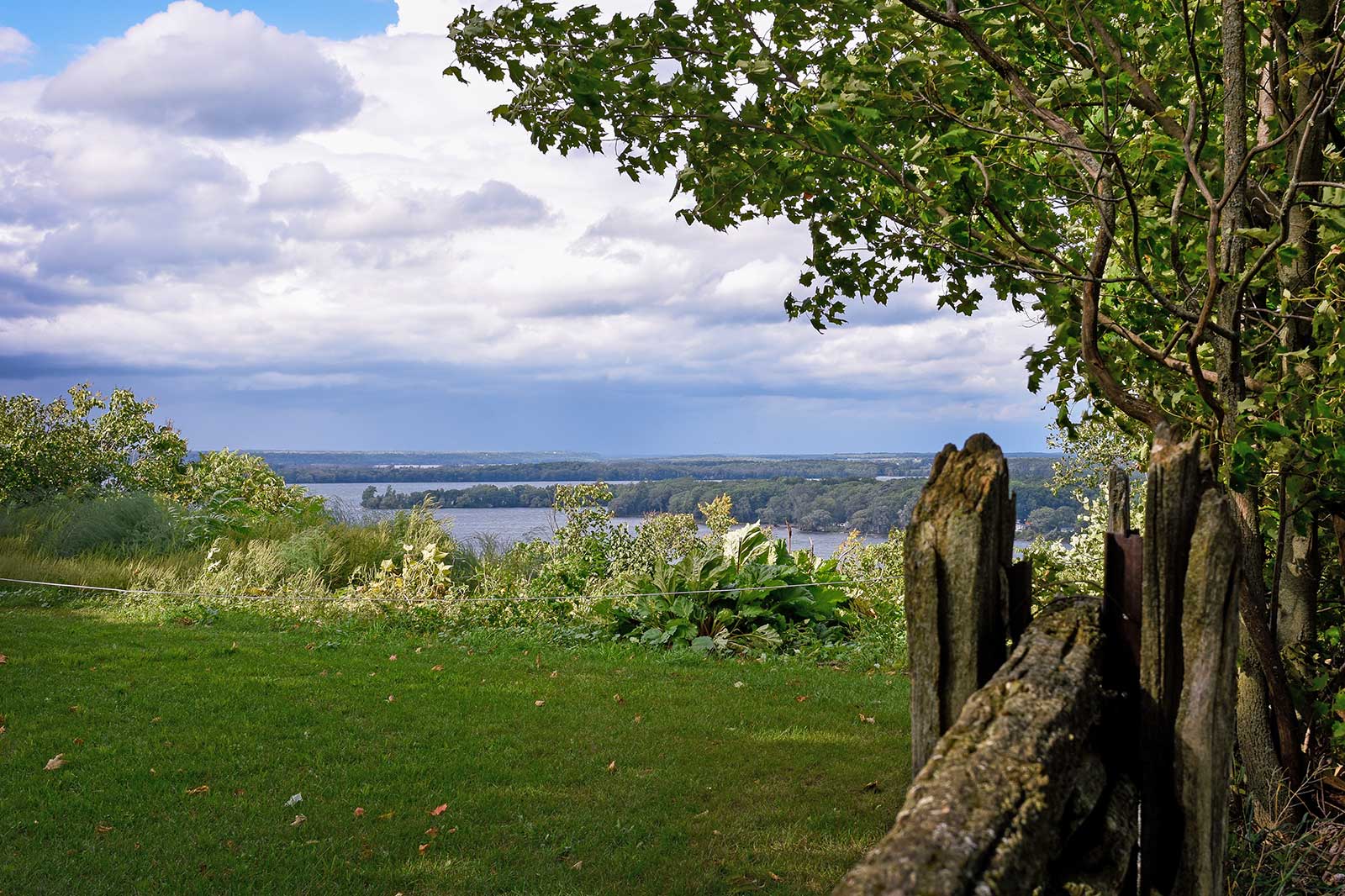 شهرستان پرنس ادوارد - Prince Edward County