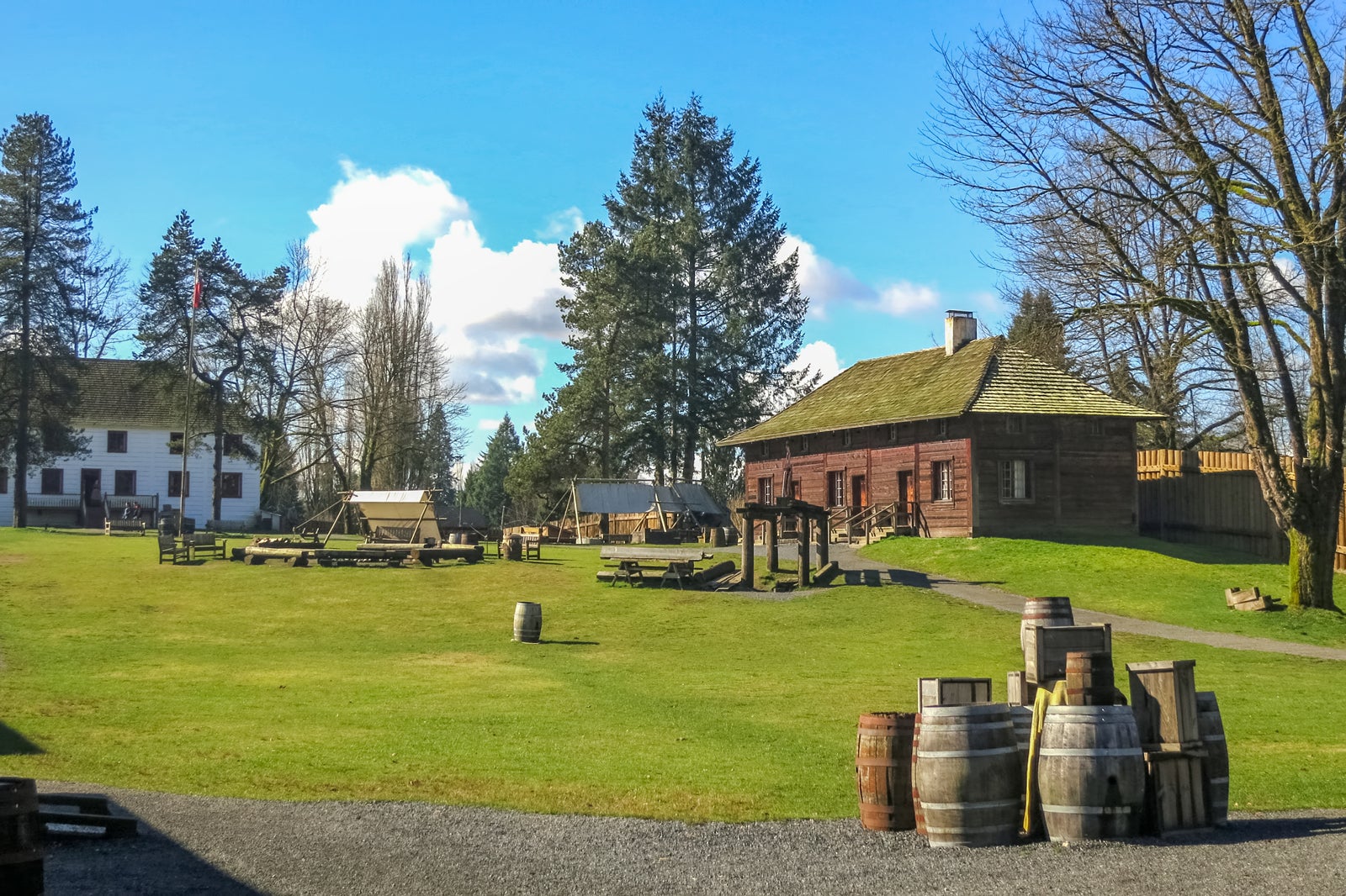 سایت تاریخی ملی فورت لنگلی - Fort Langley National Historic Site