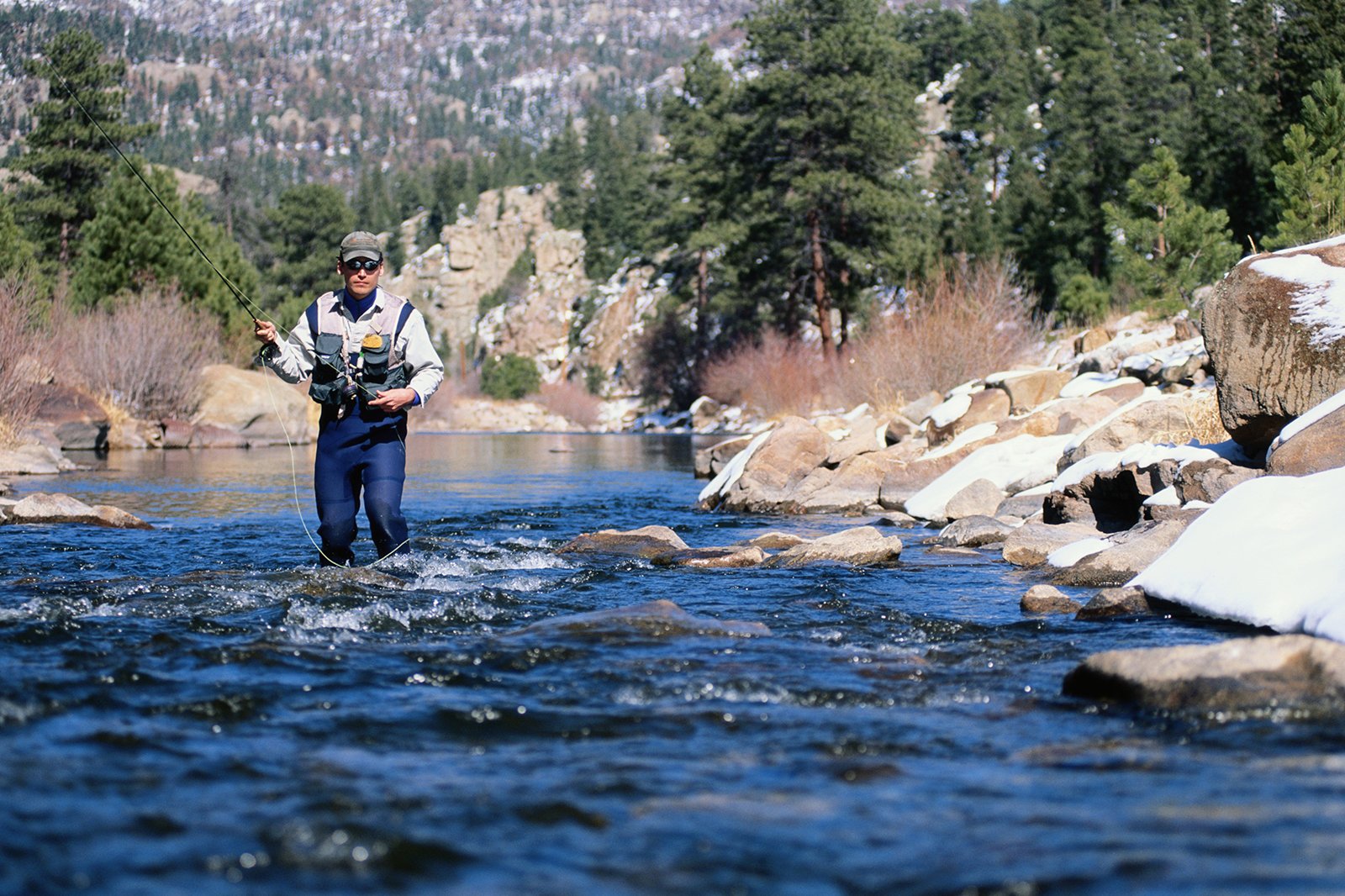 ماهیگیری با پرواز در رودخانه گرین - Fly fishing at Green River