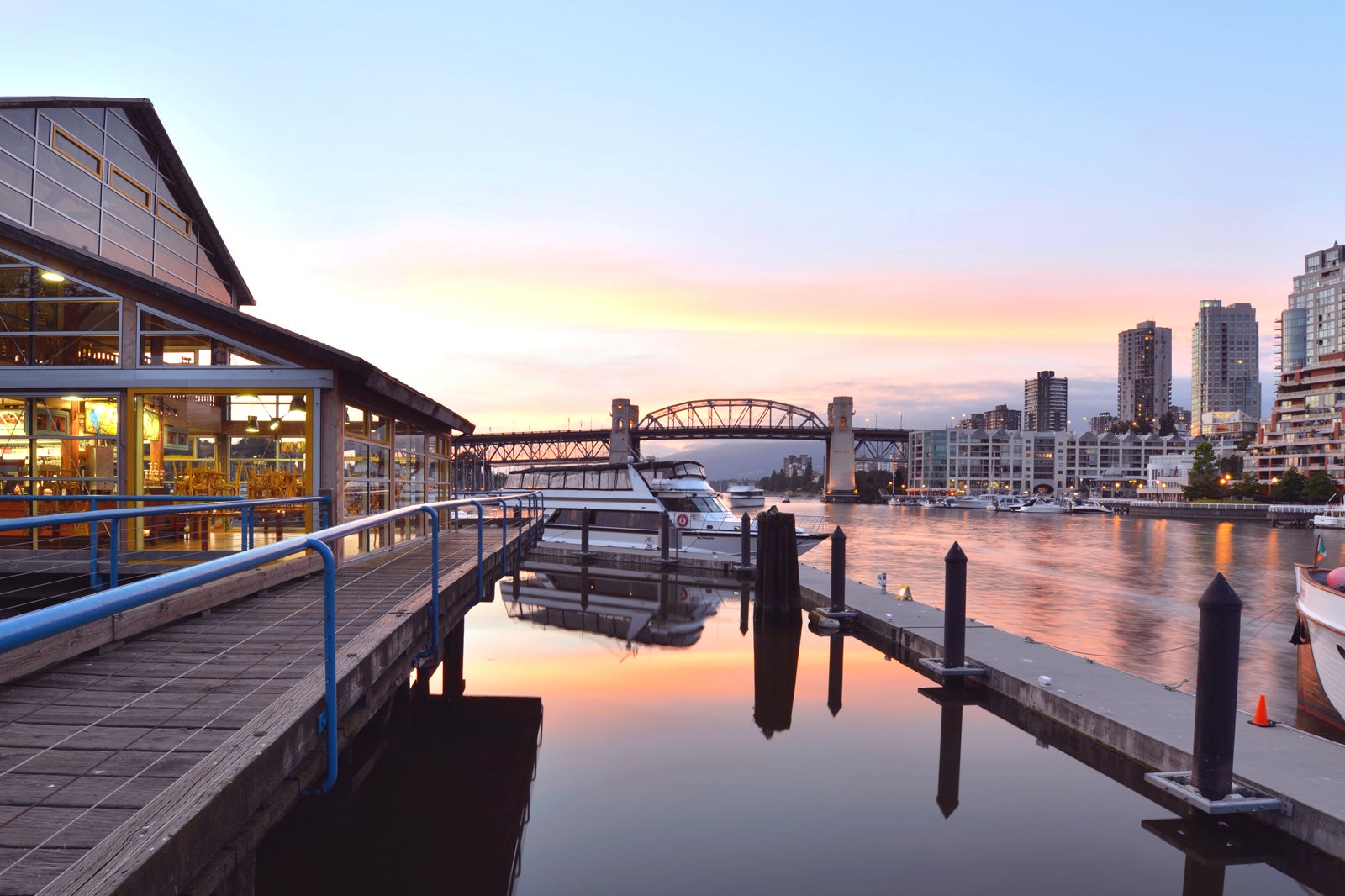 جزیره گرانویل - Granville Island