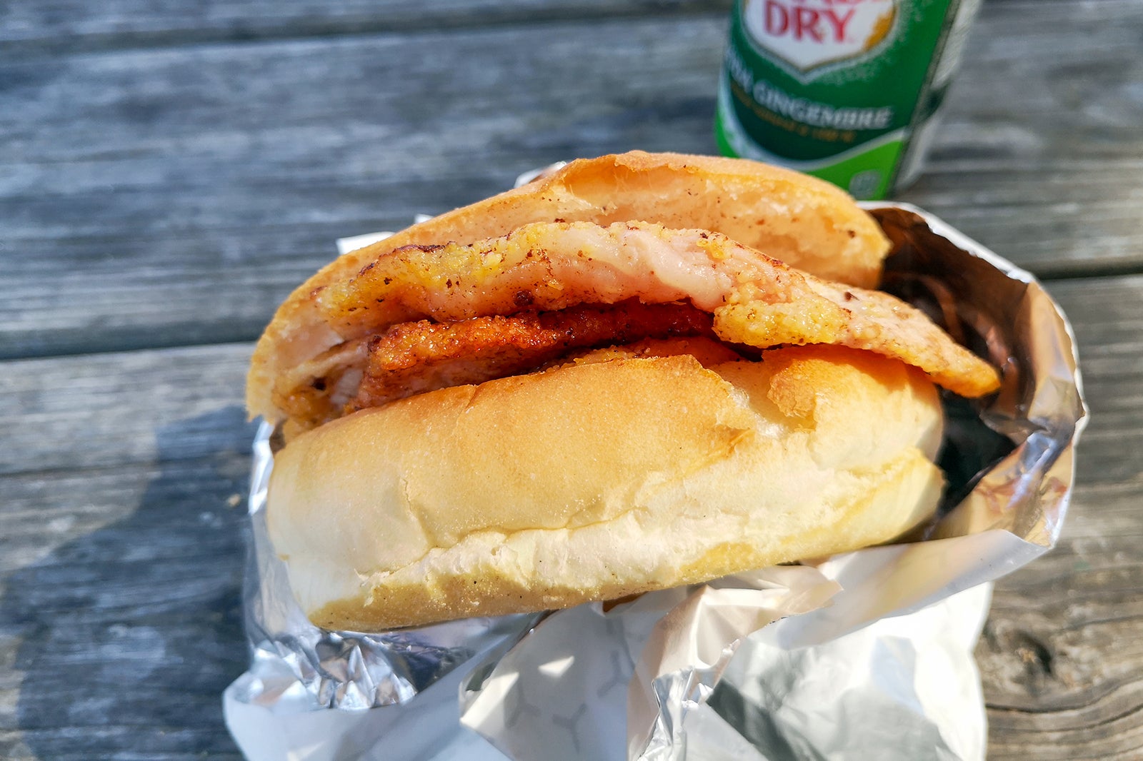 ساندویچ بیکن پیمیل - Peameal Bacon Sandwich