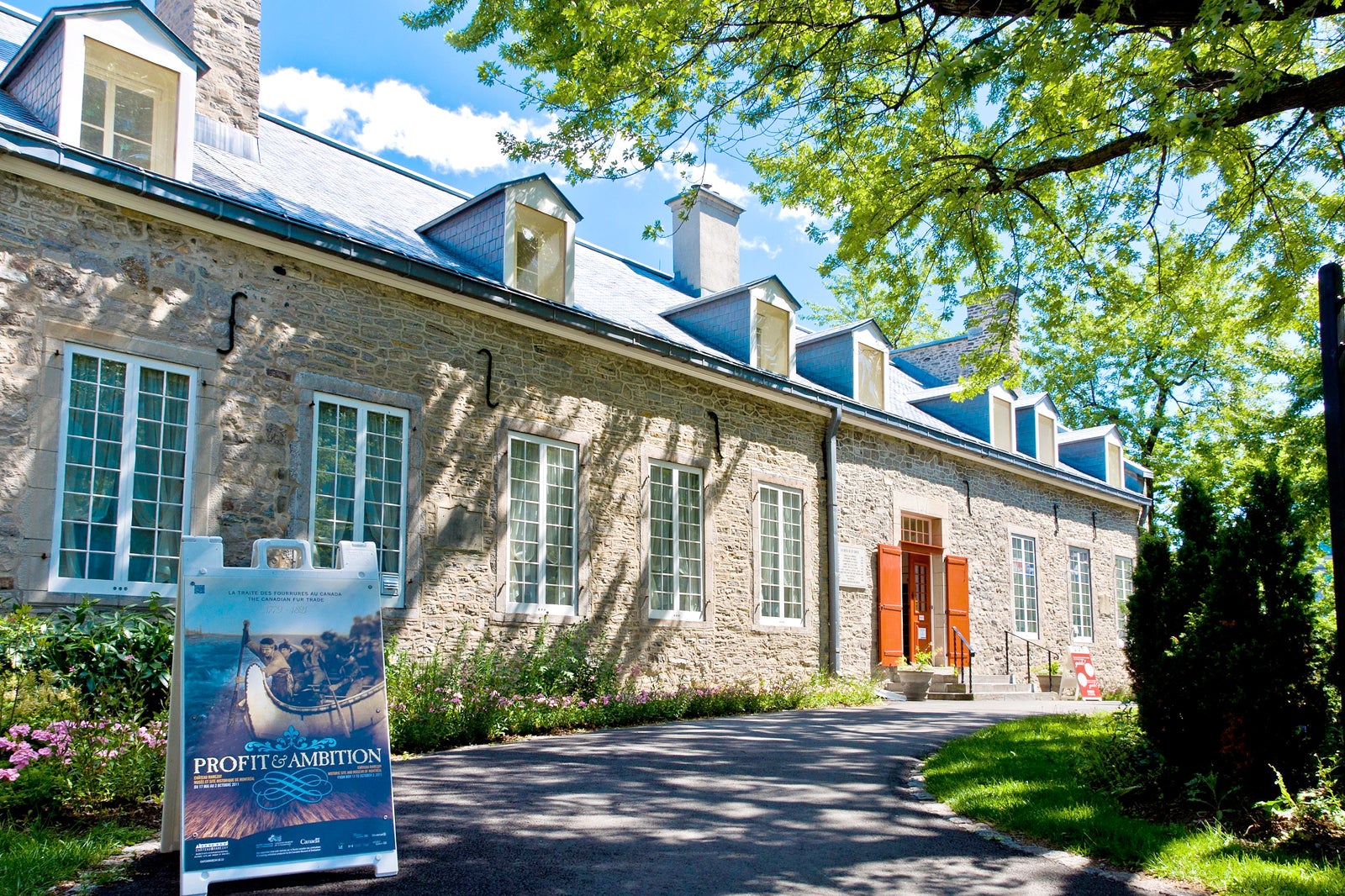 Château Ramezay - موزه و مکان تاریخی مونترال - Château Ramezay - Musée et site historique de Montréal