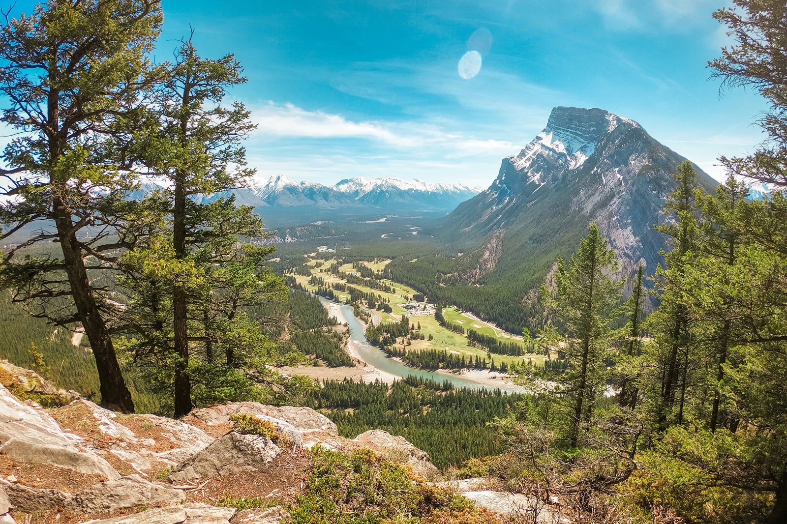 قله کوه تونل - Tunnel Mountain Summit