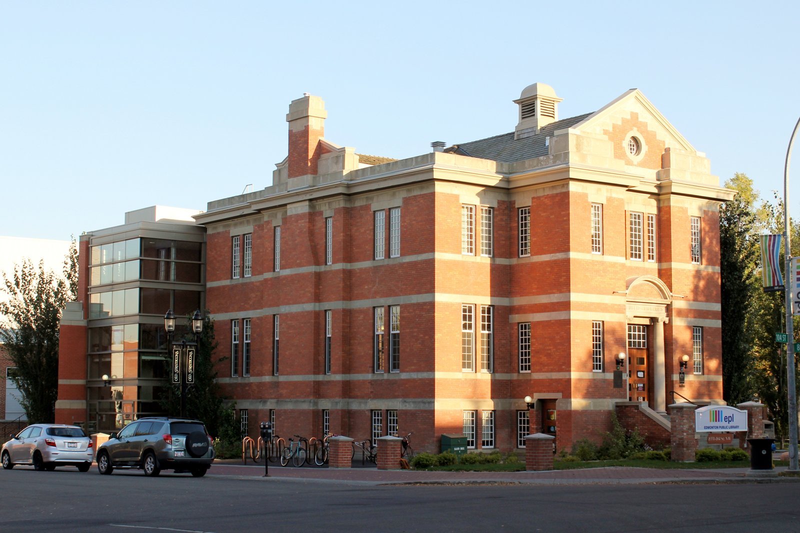 منطقه تاریخی استراتکونا - Strathcona Historic District