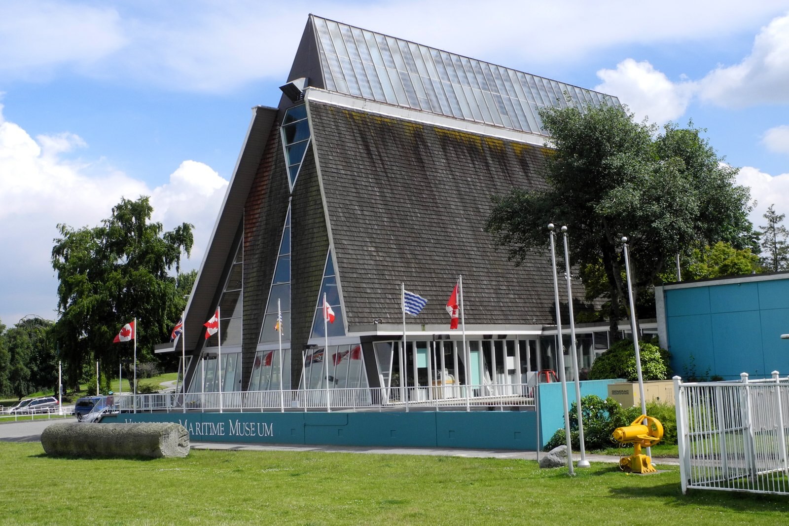 هدایت یک کشتی در موزه دریایی ونکوور - Steer a ship at the Vancouver Maritime Museum