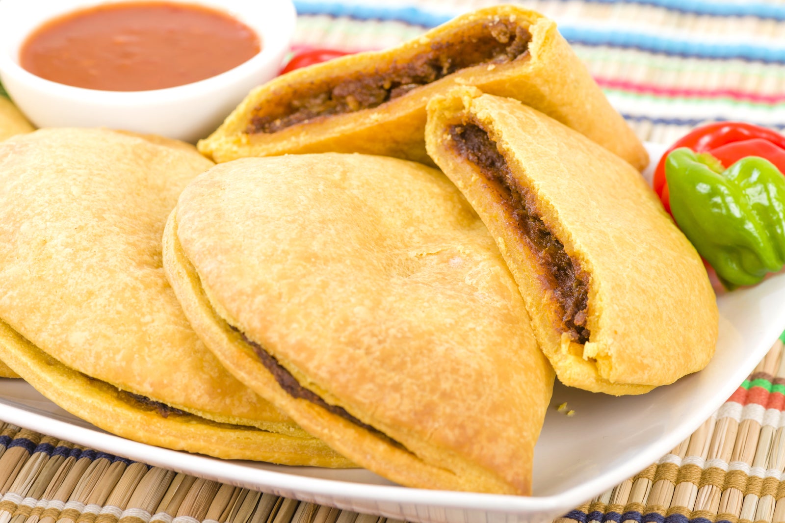 پتی جامائیکا - Jamaican patties