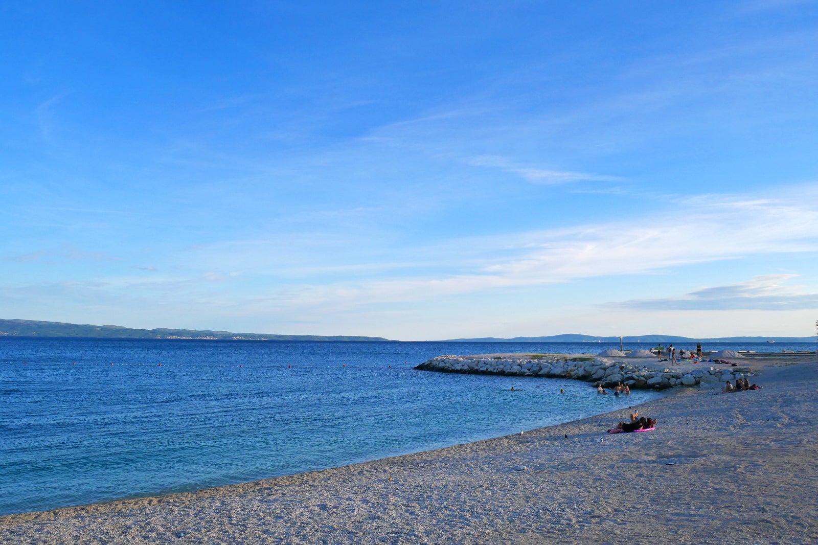 ساحل ژنجان - Žnjan Beach