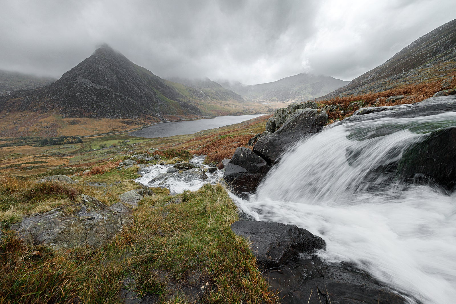 دره اوگوئن - Dyffryn Ogwen