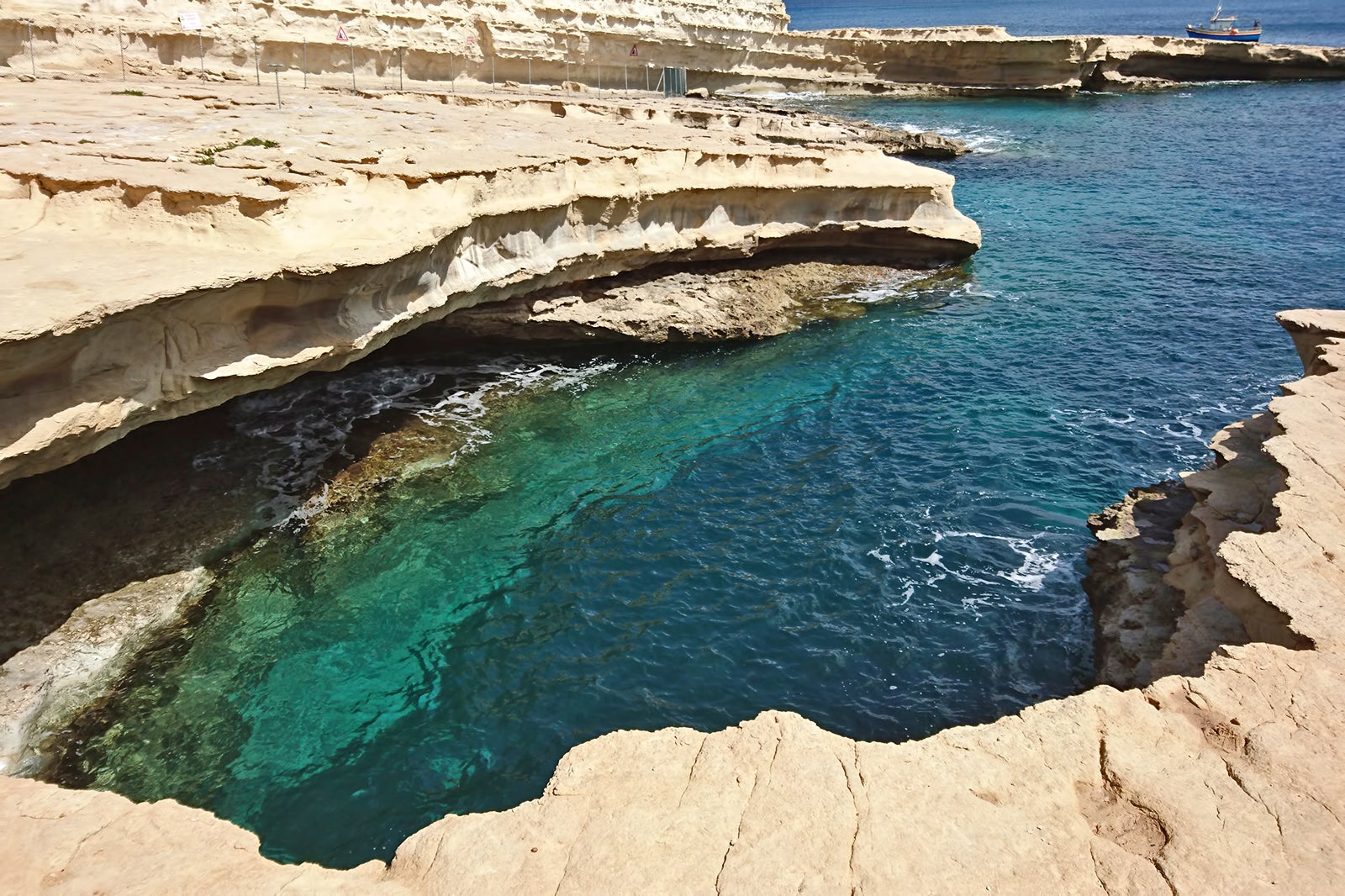 استخر سنت پیتر - St. Peter’s Pool