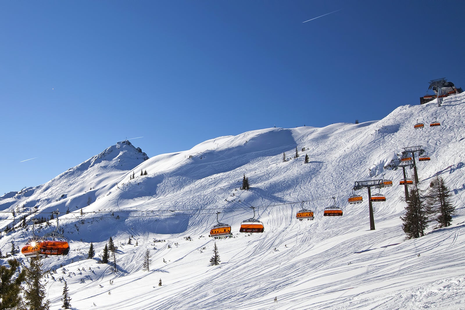 دنیای ورزش سالزبورگ - Salzburger Sportwelt