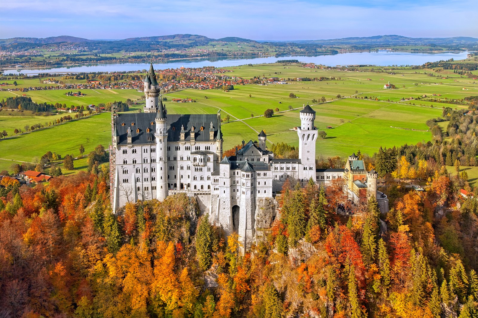 قلعه نویشوانشتاین - Neuschwanstein Castle