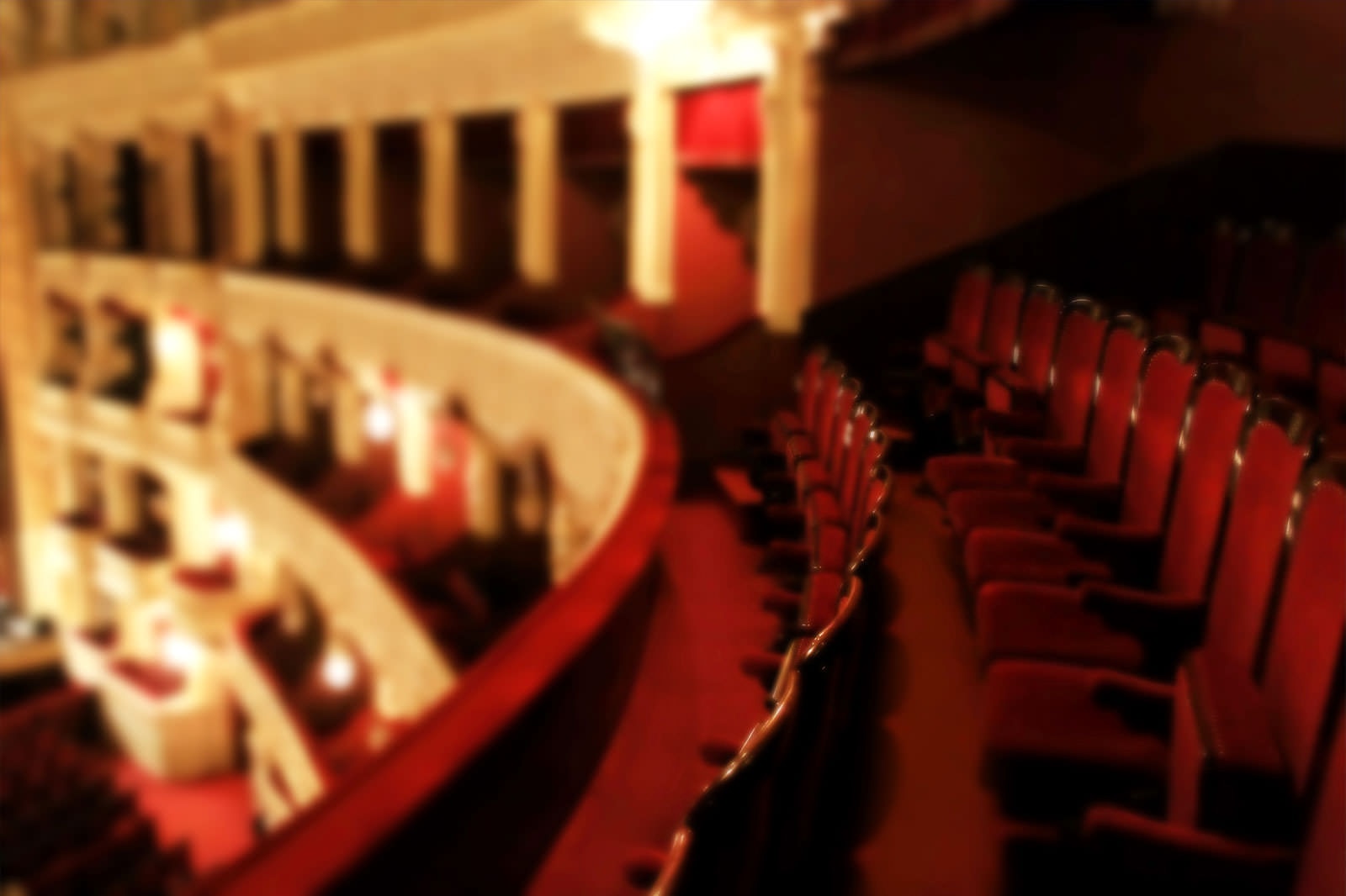 تئاتر و موزه مانوئل - Manoel Theatre and Museum