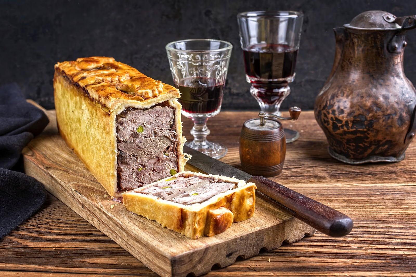 خمیر خرد شده - Pâté en croute