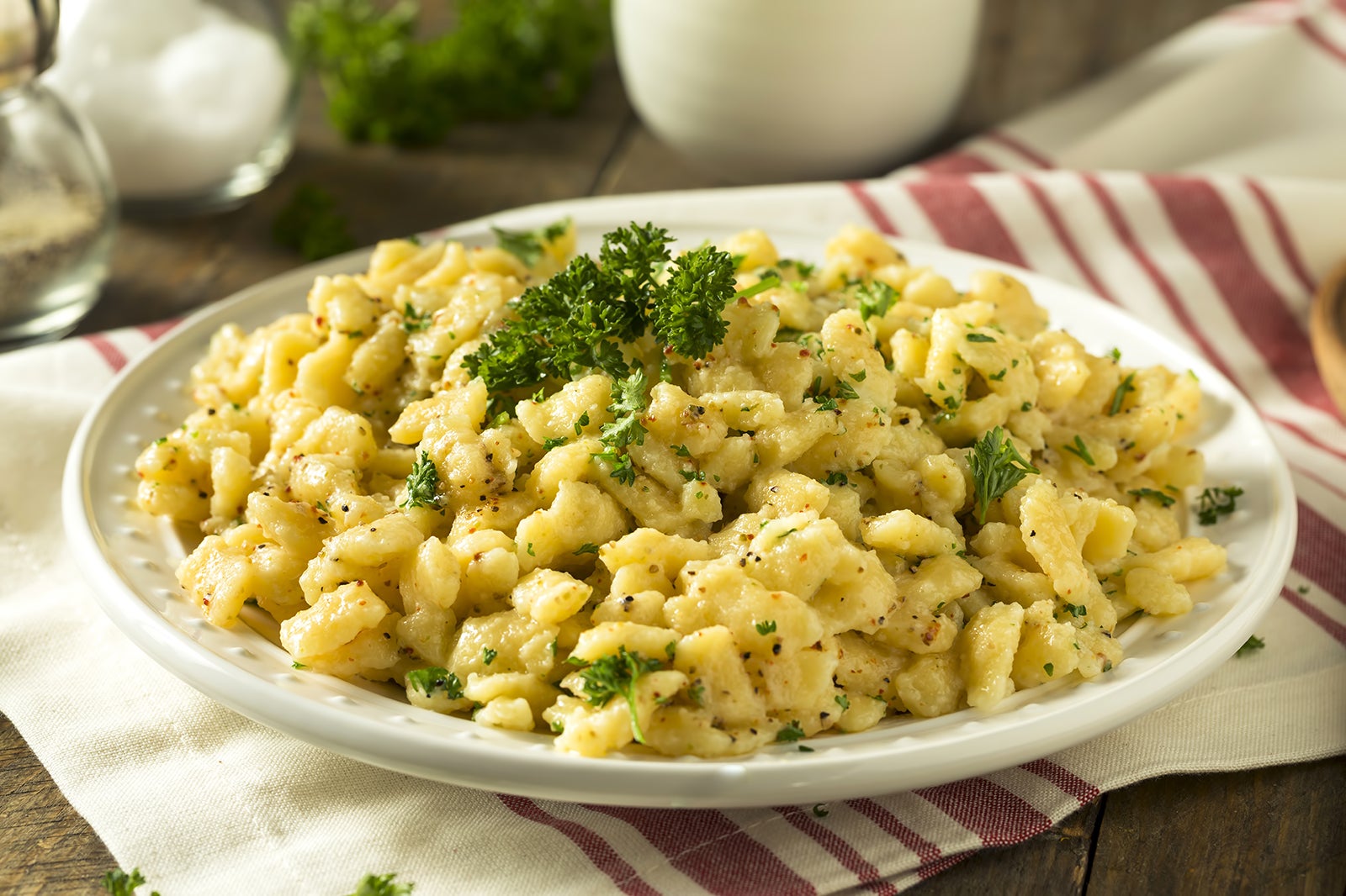 اسپاتزل - Spaetzle