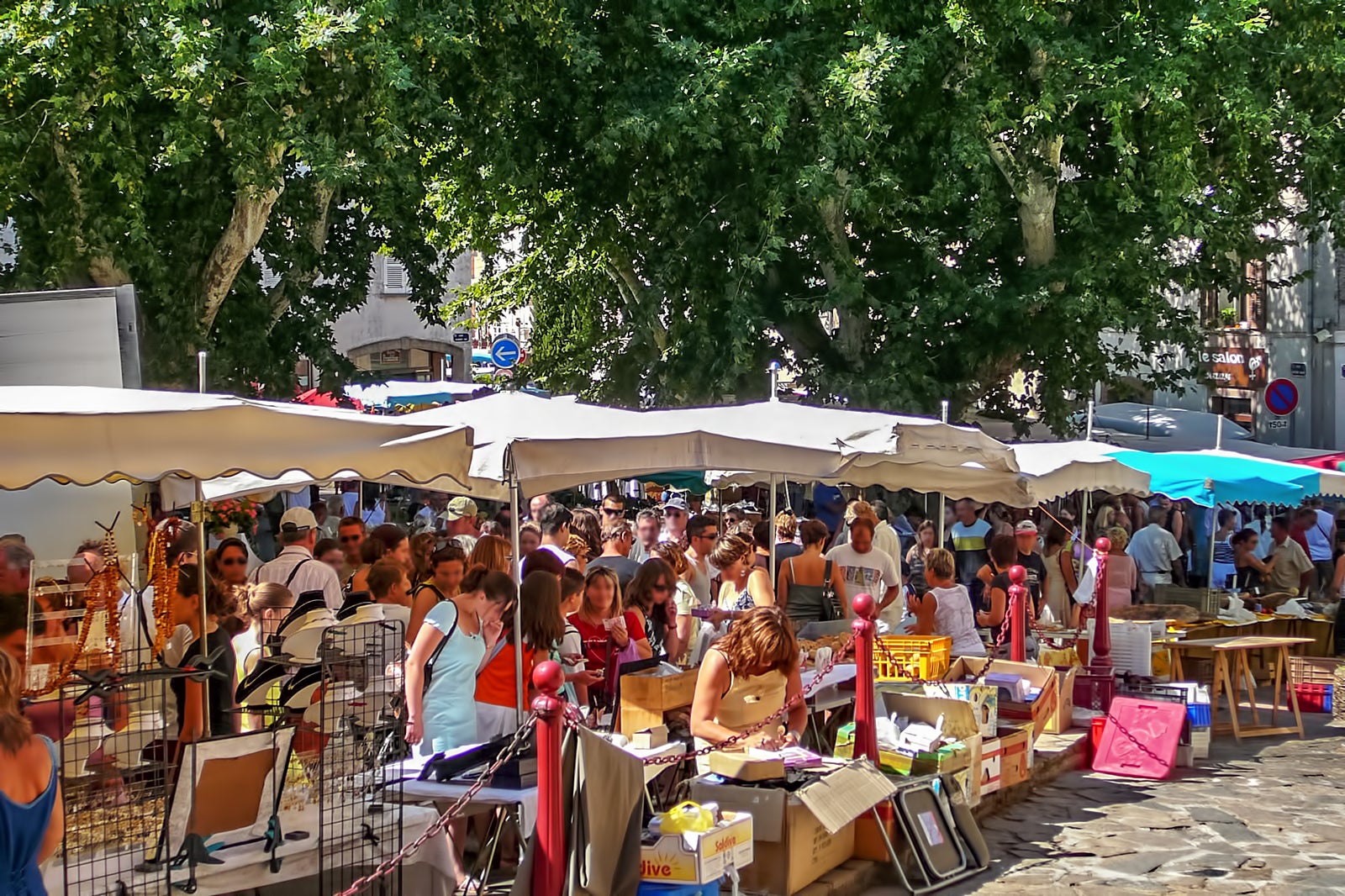 بازار سن تروپه - Saint-Tropez market