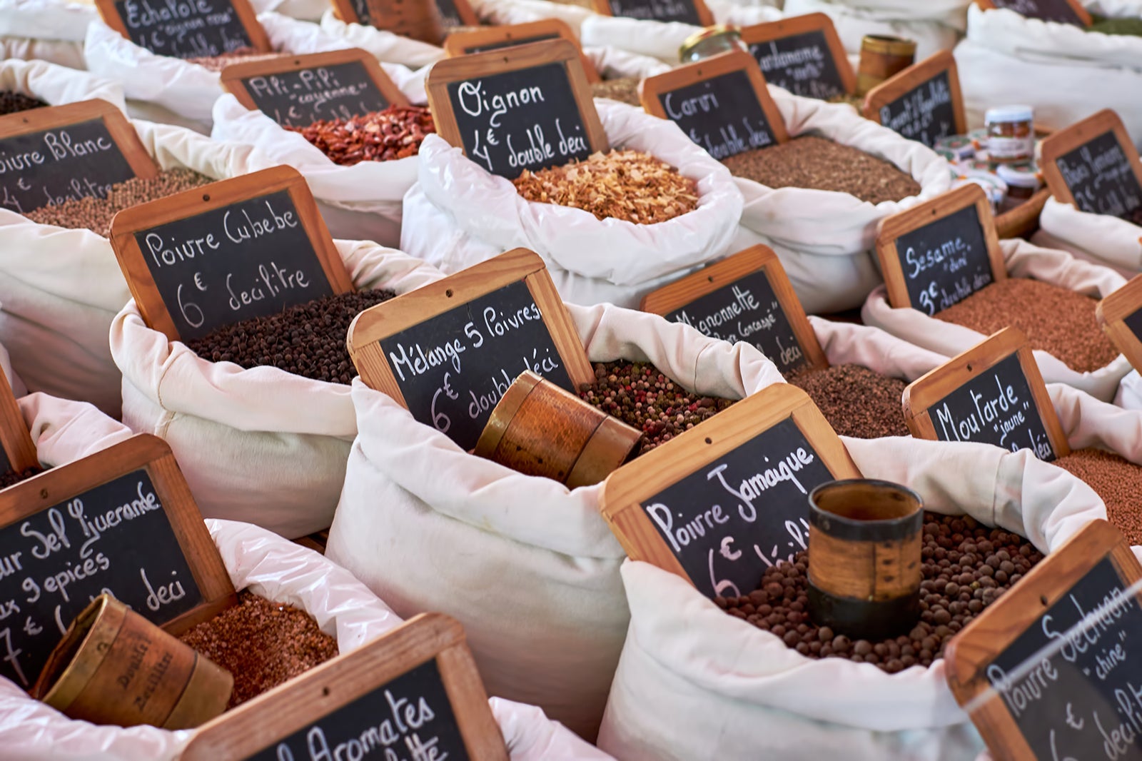 بازارهای سنت ماکسیم - Sainte-Maxime markets