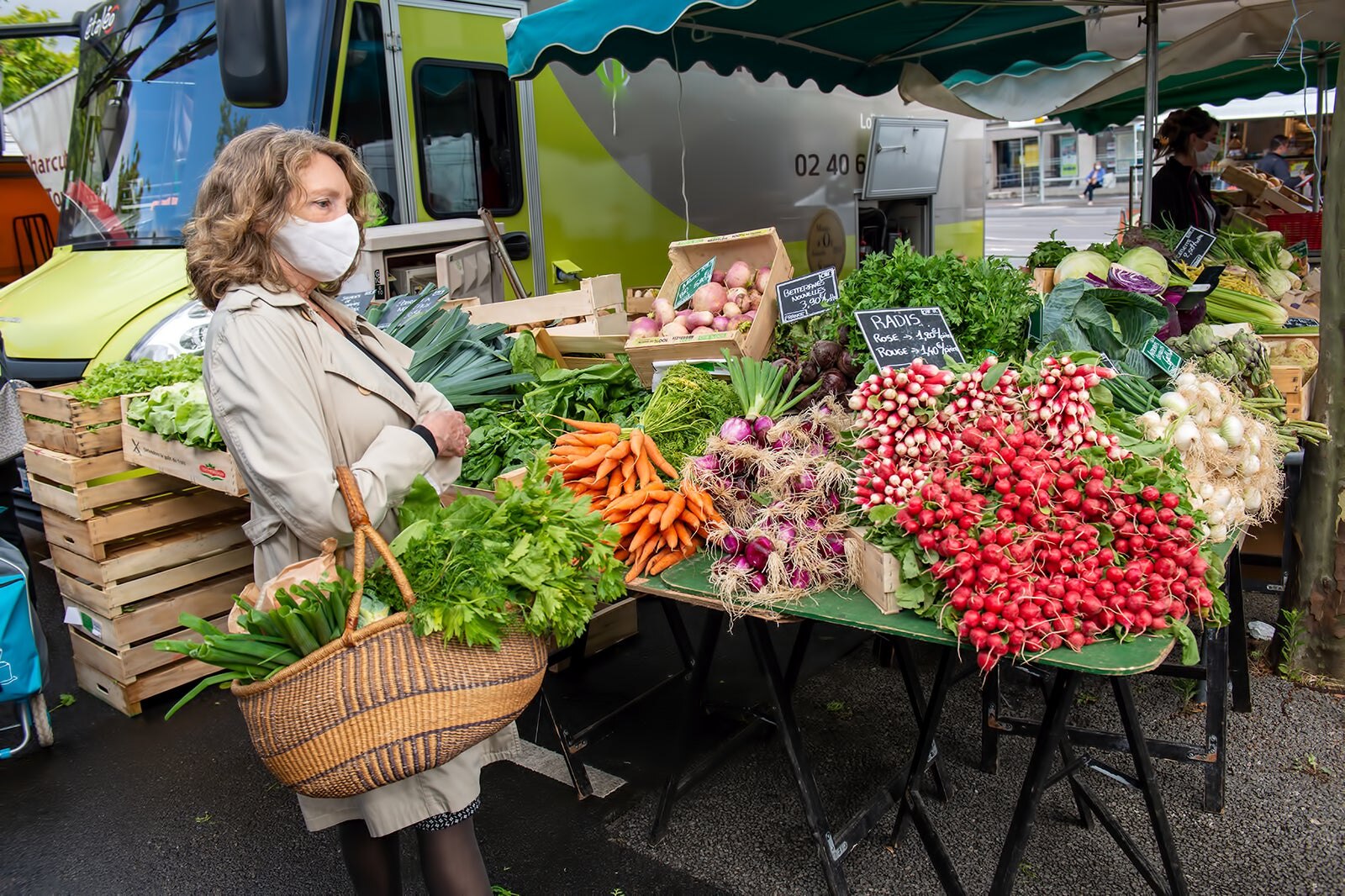 بازار سنت سوور - Marché Saint Sauveur