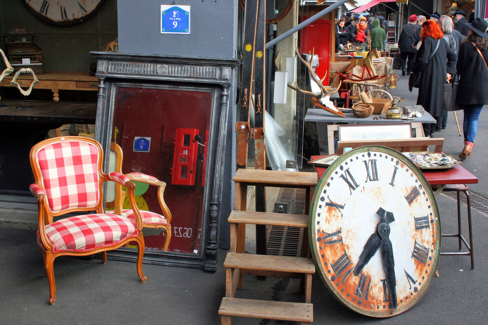 بازار دستفروشی سنت اوئن - Saint-Ouen Flea Market