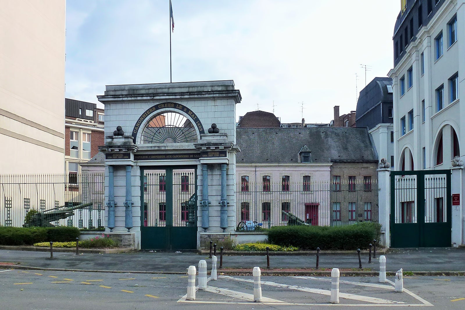 موزه لیل Cannoneers - Musée des Canonniers de Lille