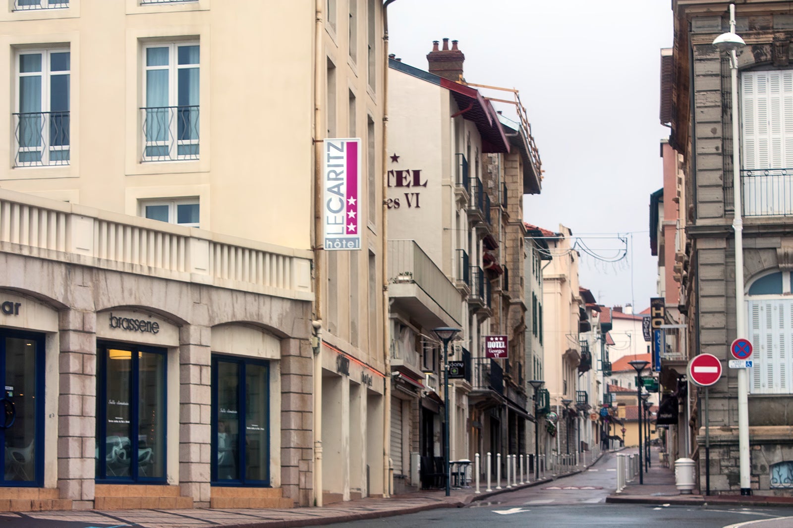 خیابان دو پورت ویو - Rue du Port-Vieux