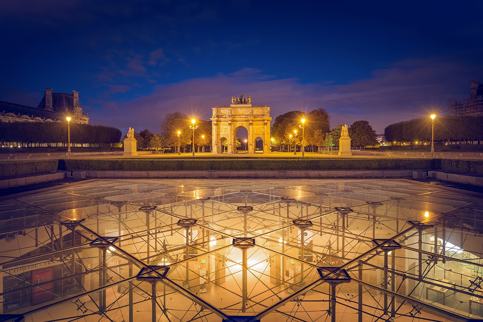 چرخ فلک دو لوور - Carrousel du Louvre