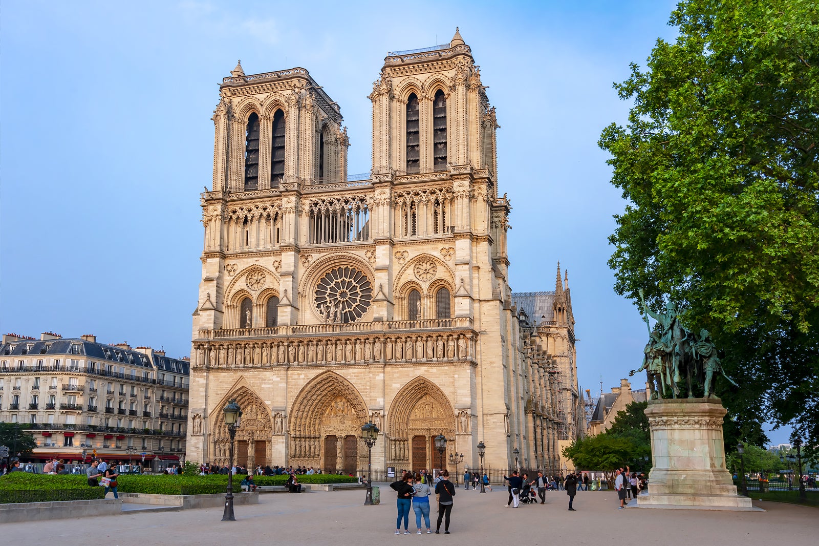 کلیسای نوتردام پاریس - Cathédrale Notre-Dame de Paris