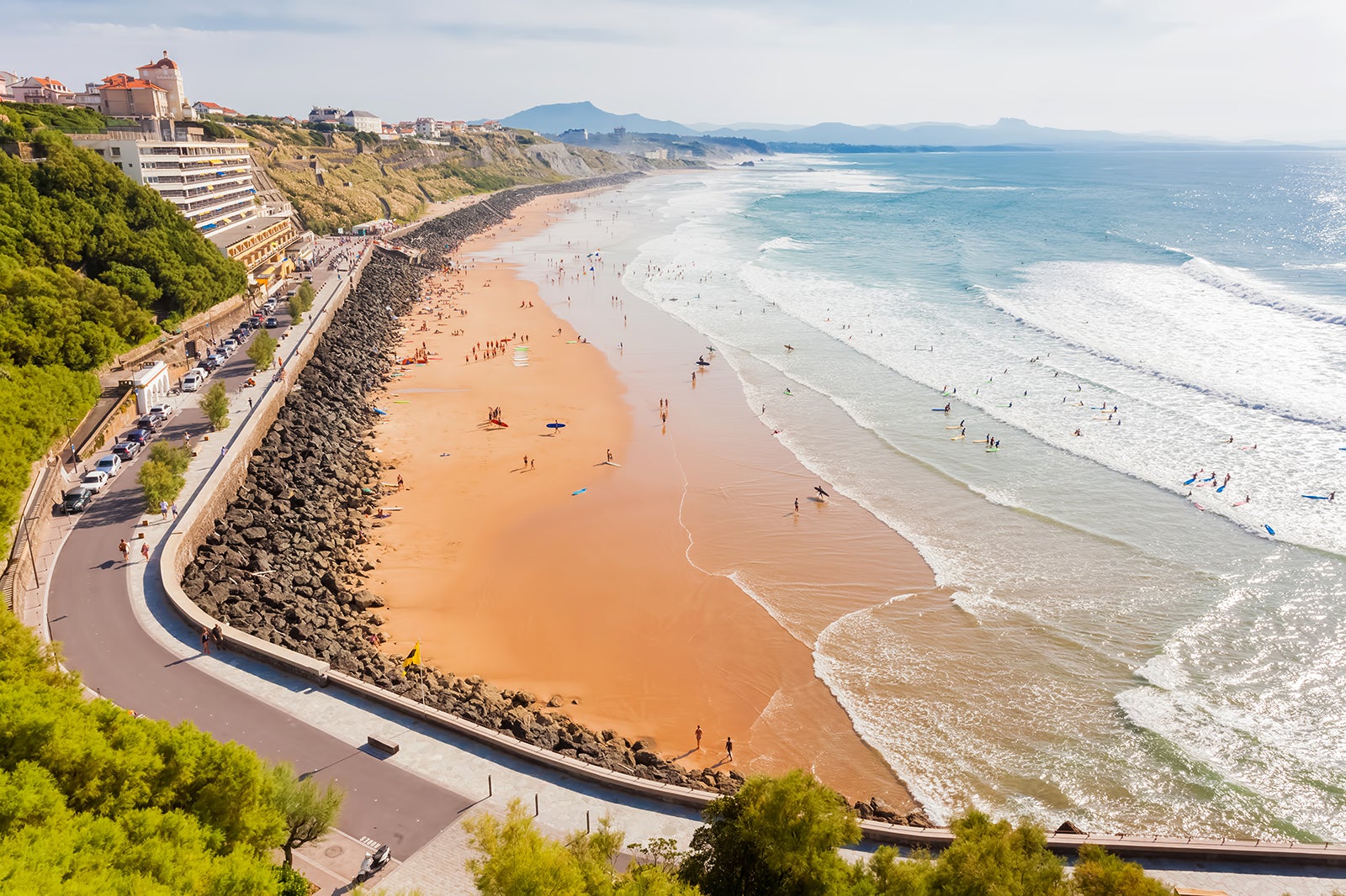 ساحل ساحلی باسک - Côte des Basques Beach (Plage de la Côte des Basques)