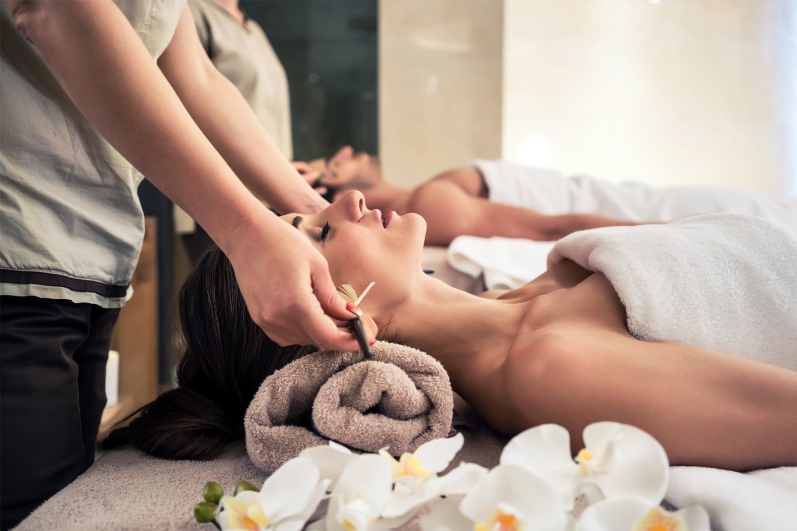 درمان های نوازش عاشقانه - Romantic pampering treatments