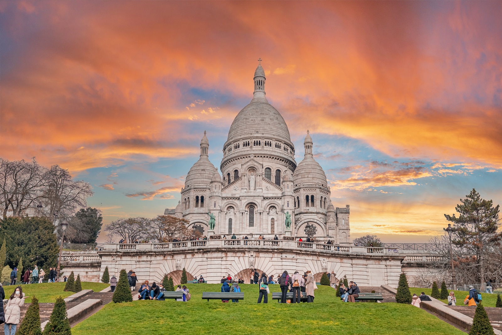 غروب مونمارتر تپه - Montmartre Hill sunset