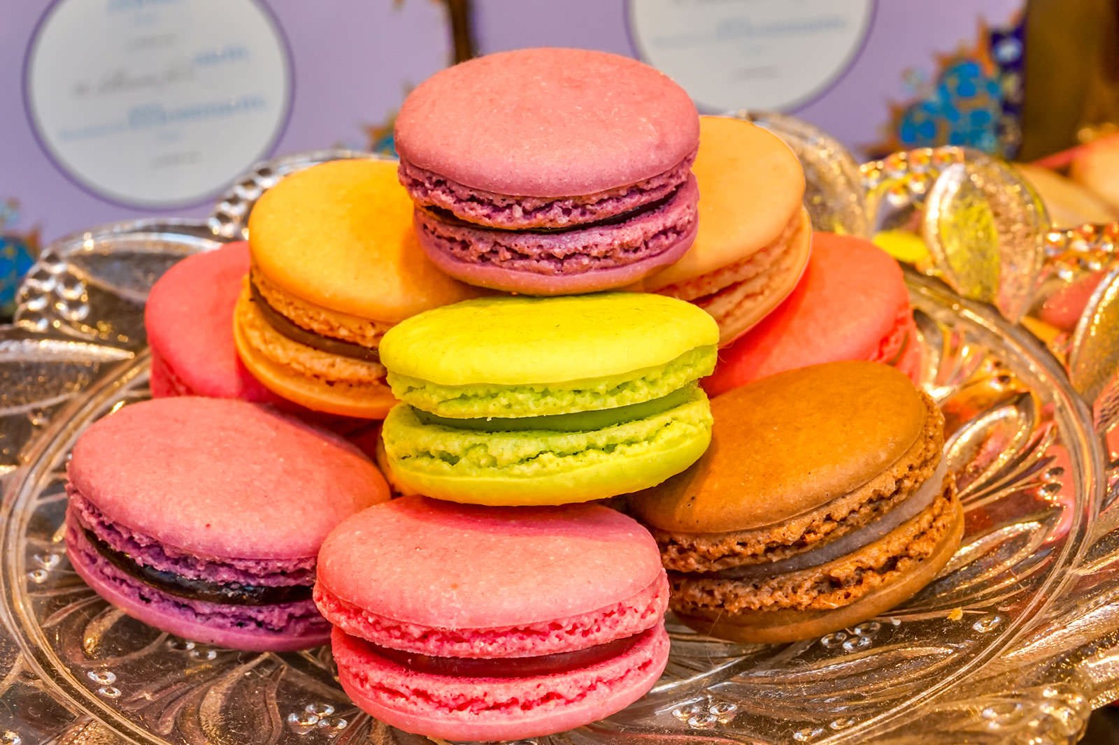 ماکارون در Sève Saint-Antoine - Macarons at Sève Saint-Antoine