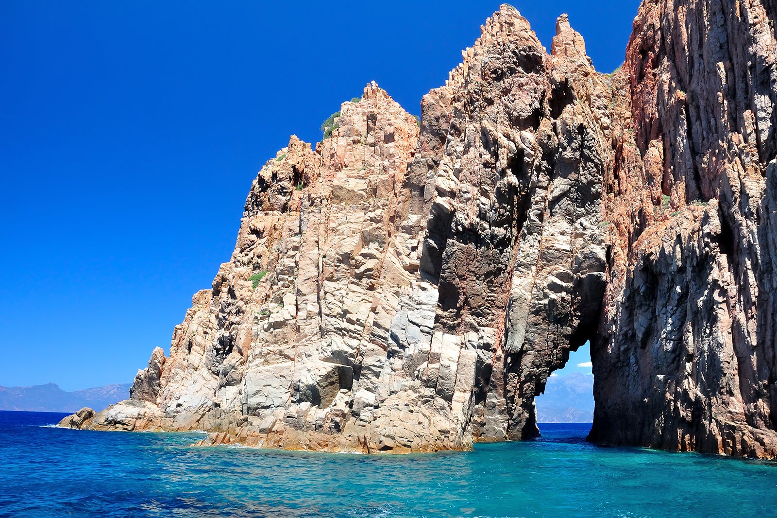 پیانا و نهرهایش - Piana and its calanques