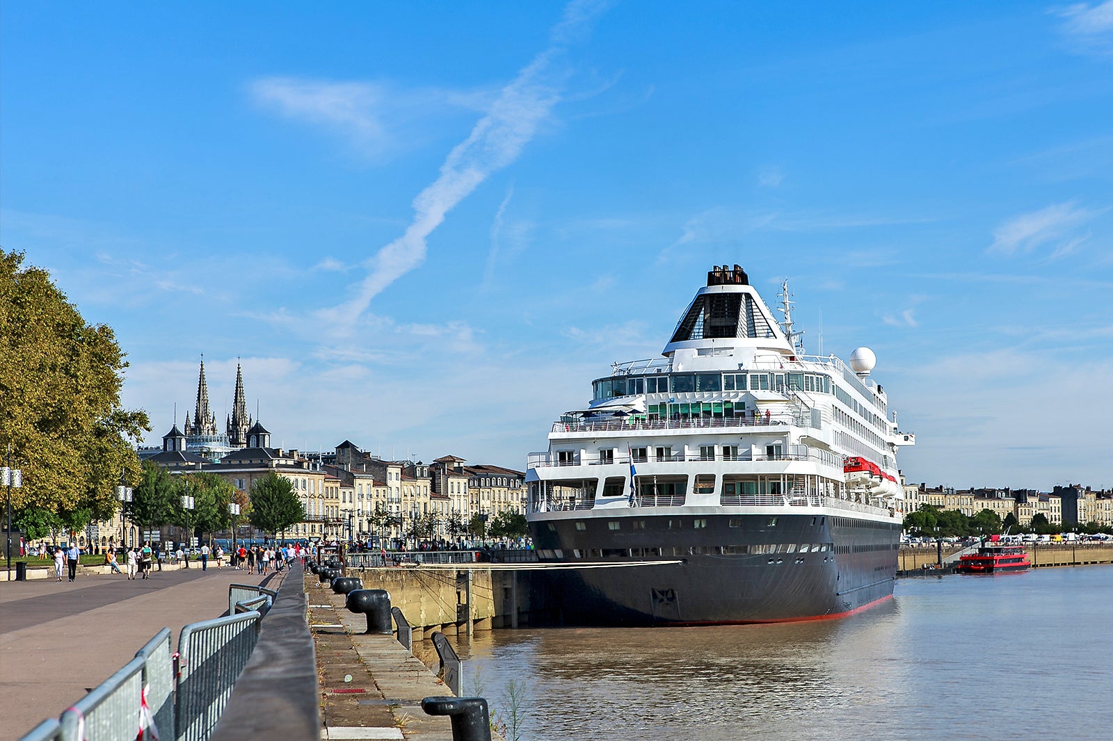 کروز در Garonne - Cruise on the Garonne