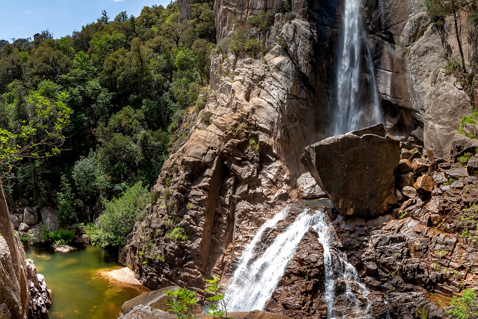 آبشار د پیشیا - Cascade de Piscia