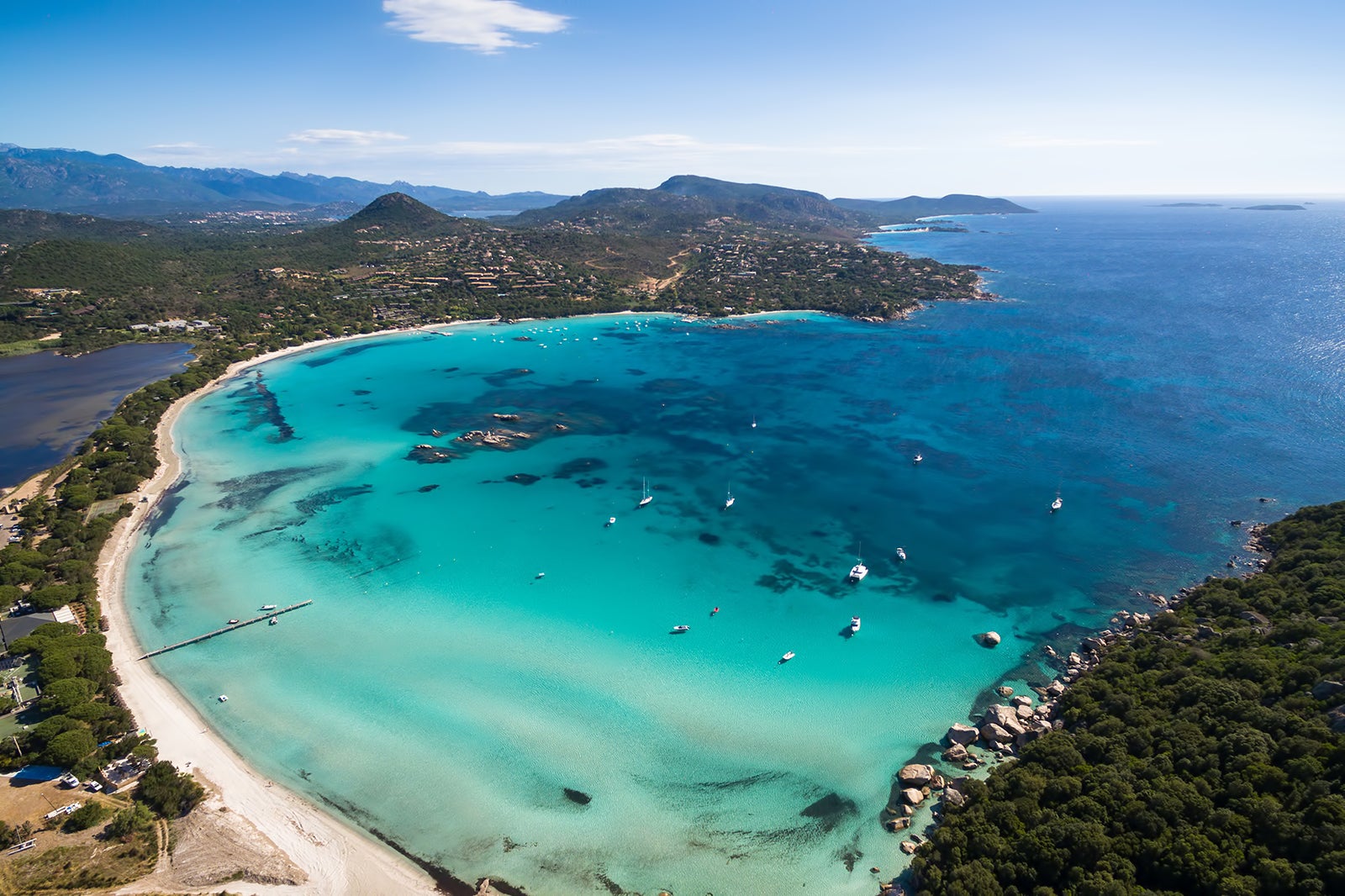 ساحل سانتا جولیا - Plage de Santa Giulia