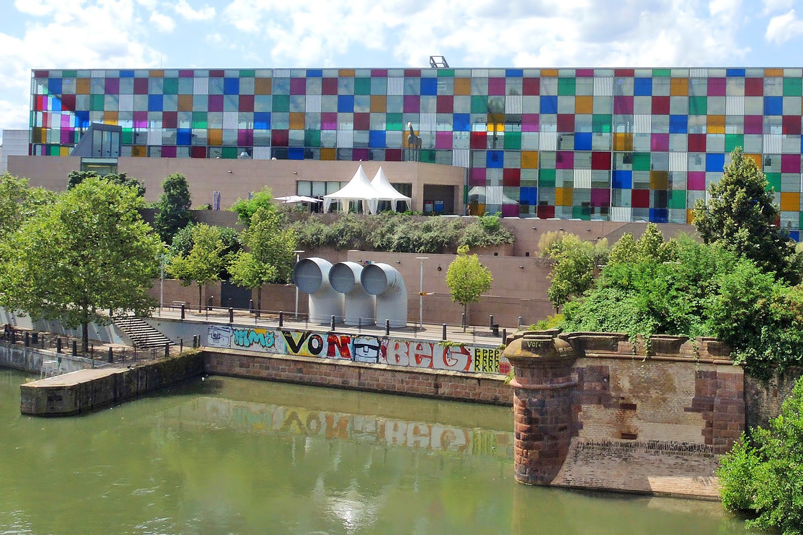 موزه هنرهای مدرن و معاصر استراسبورگ - Strasbourg Museum of Modern and Contemporary Art