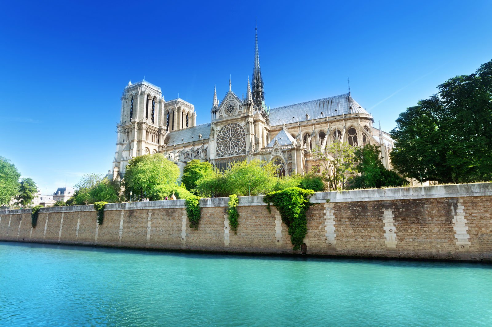 کلیسای نتردام - Notre Dame Cathedral